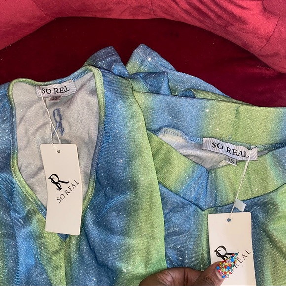 Gsuwoo - Brand New Sparkle Set - Shop So Real (xs) - Picture 3 of 8